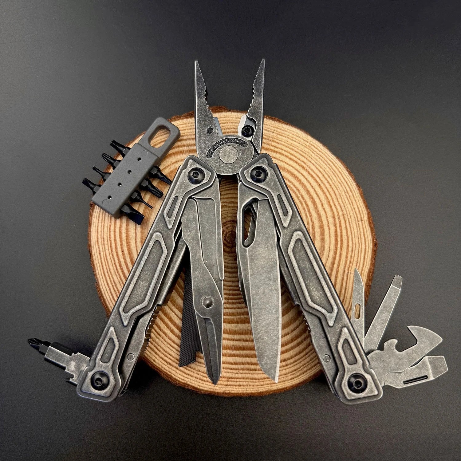 27-in-1 Multi Tool Pliers Set